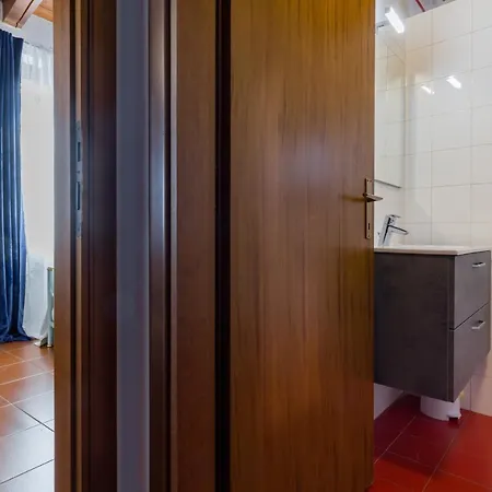 Apartament Center *